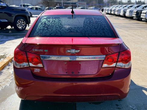 Used 2014 Chevrolet Cruze Diesel image 4