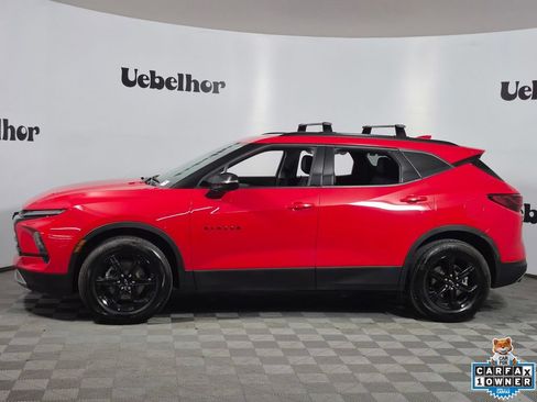 Used 2024 Chevrolet Blazer LT w/ Sound & Technology Package FWD image 4