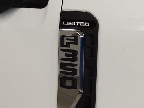 Used 2024 Ford F350 Limited w/ FX4 Off-Road Package image 16