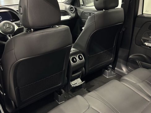 New 2026 Mercedes-Benz GLB 250 4MATIC image 26