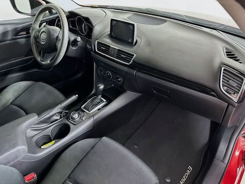 Used 2015 MAZDA MAZDA3 i Sport image 30