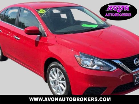 Used 2019 Nissan Sentra SV FWD image 1