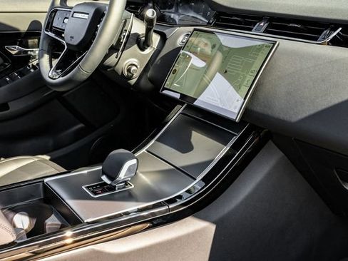 New 2026 Land Rover Range Rover Evoque S AWD/4WD image 30