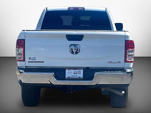 Used 2024 RAM 2500 Big Horn AWD/4WD image 3
