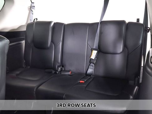 Used 2023 Nissan Armada SL image 10