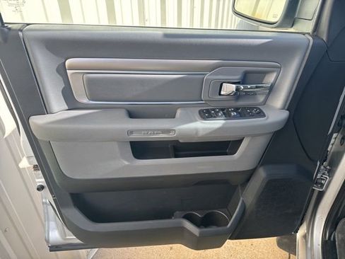 Used 2018 RAM 1500 Big Horn AWD/4WD image 9
