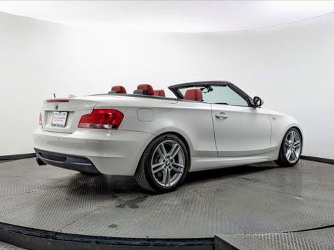 Used 2013 BMW 135i Convertible image 8