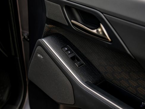 Used 2025 Lexus GX 550 w/ Accessory Package (Z1) image 97