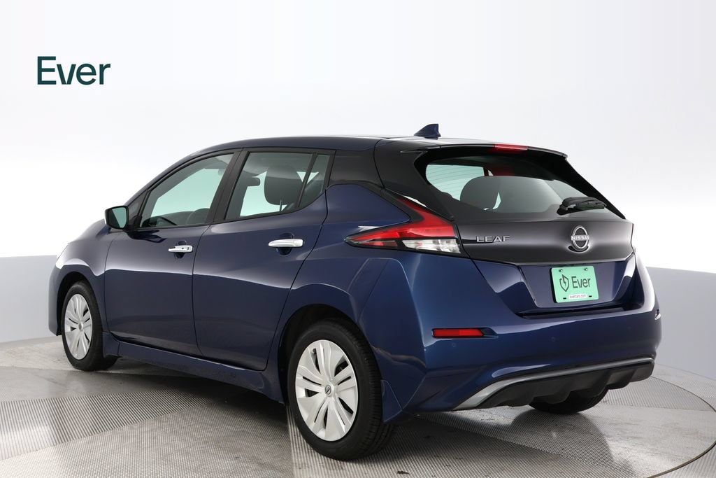 Used 2025 Nissan Leaf S FWD image 14