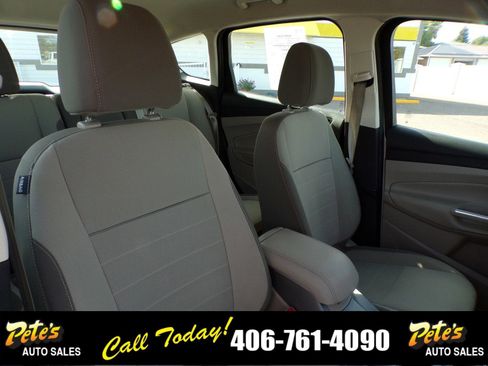 Used 2015 Ford C-MAX SE image 18