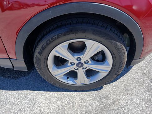 Used 2015 Ford Escape SE AWD/4WD image 19