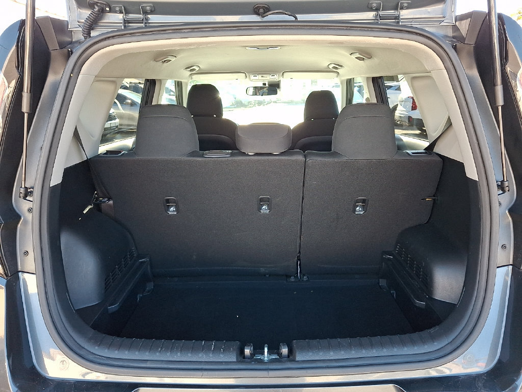 Used 2023 Kia Soul LX w/ LX Technology Package FWD image 28
