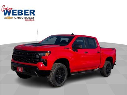 New 2026 Chevrolet Silverado 1500 Custom Trail Boss w/ Dark Appearance Package