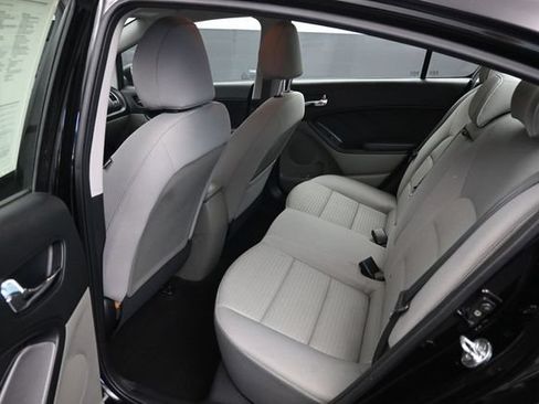 Used 2016 Kia Forte LX w/ LX Popular Package FWD image 10