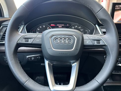 Used 2023 Audi Q5 2.0T Premium w/ Convenience Package AWD/4WD image 23