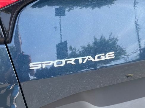 Used 2023 Kia Sportage EX AWD/4WD image 26