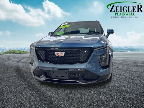 Used 2024 Cadillac XT4 Sport w/ Active Safety Package AWD/4WD image 9