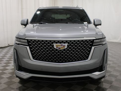 Certified 2024 Cadillac Escalade Premium Luxury w/ Performance Package AWD/4WD image 38