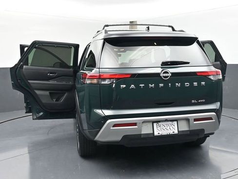 Used 2023 Nissan Pathfinder SL image 47