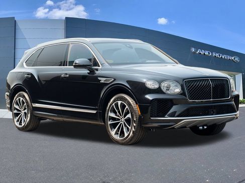 Used 2024 Bentley Bentayga Extended Wheelbase AWD/4WD image 3