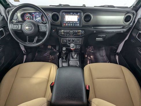 Used 2022 Jeep Wrangler Unlimited Sport w/ Sun And Sound Package AWD/4WD image 36