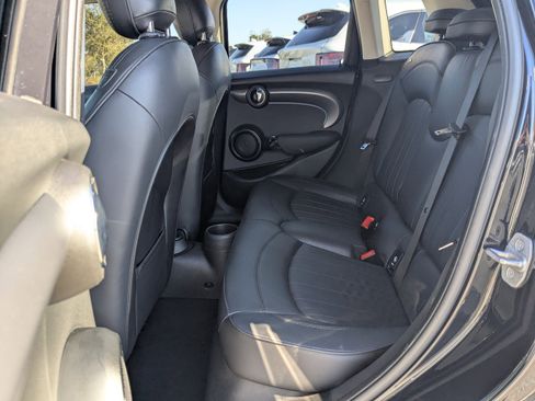 Used 2022 MINI Cooper S image 16