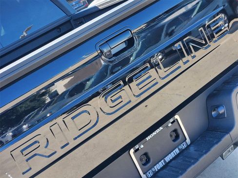 New 2026 Honda Ridgeline Black Edition image 7