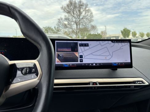 Used 2024 BMW iX xDrive50 w/ Sport Package image 30