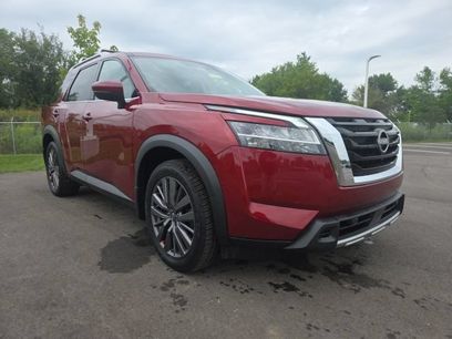 Used 2023 Nissan Pathfinder SL w/ SL Premium Package