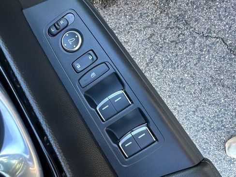 Used 2025 Honda CR-V EX-L image 20