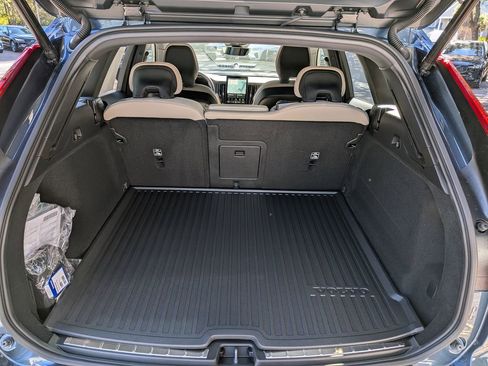New 2026 Volvo XC60 B5 Plus w/ Protection Package Premier AWD/4WD image 12