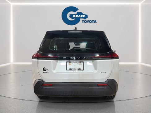 Used 2026 Toyota RAV4 XLE Premium FWD image 6