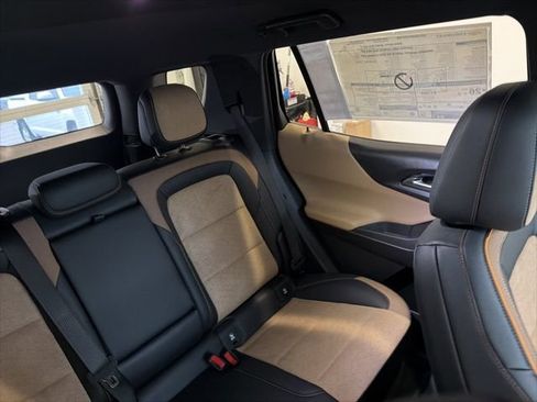 New 2026 Chevrolet Equinox ACTIV image 27