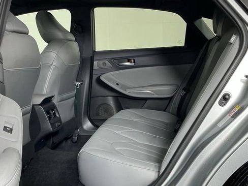 Used 2019 Toyota Avalon XLE w/ Moonroof Package FWD image 20