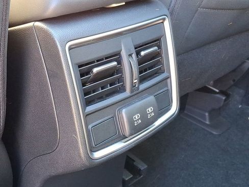 Used 2023 Subaru Forester Premium image 28