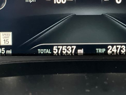 Used 2019 BMW 530i w/ Convenience Package image 25