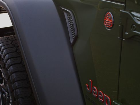 Used 2022 Jeep Gladiator Mojave image 17