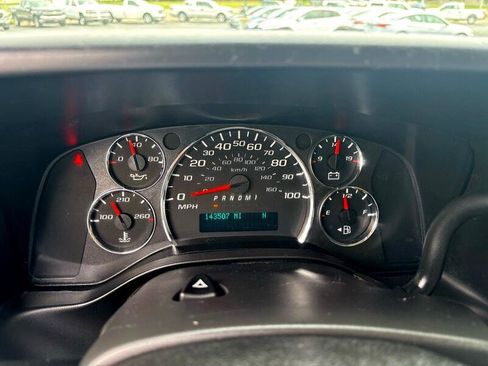 Used 2017 Chevrolet Express 2500 LS image 15