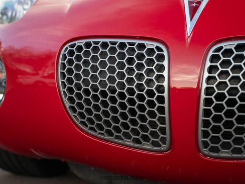 Used 2009 Pontiac Solstice Coupe RWD image 57