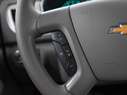 Used 2017 Chevrolet Traverse LS AWD/4WD image 25