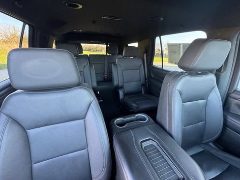 Used 2024 Chevrolet Tahoe Z71 w/ Luxury Package AWD/4WD image 32