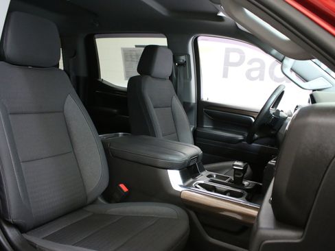 Used 2023 Chevrolet Silverado 1500 RST w/ Z71 Off-Road Package image 31