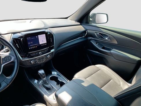 Used 2022 Chevrolet Traverse Premier w/ Redline Edition image 25