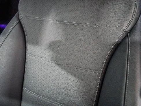 Used 2025 Mercedes-Benz C 300 Sedan image 26