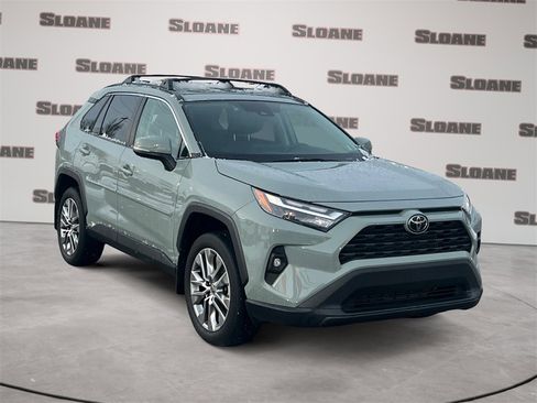 Certified 2022 Toyota RAV4 XLE Premium image 7