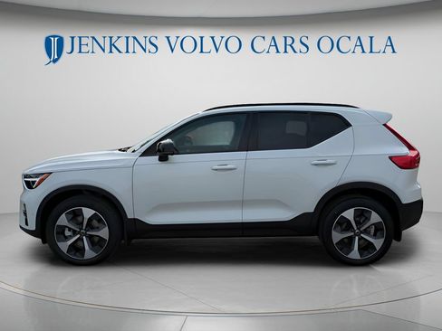 New 2026 Volvo XC40 B5 Plus w/ Protection Package Premier AWD/4WD image 7
