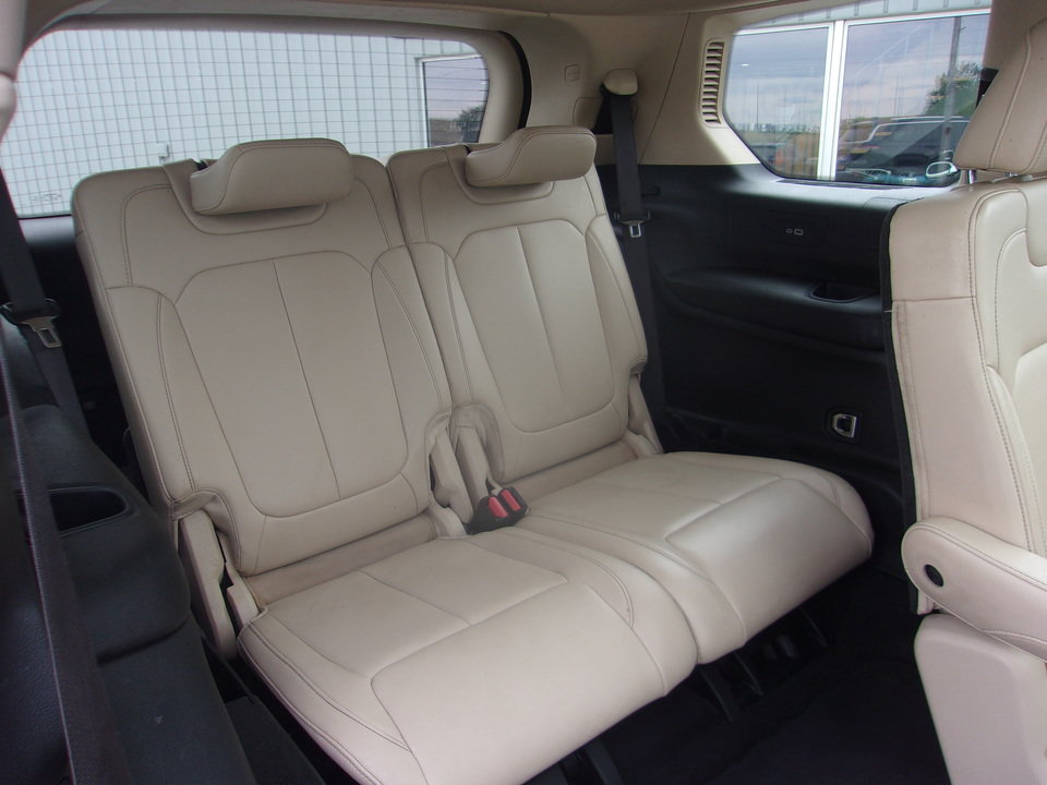 Used 2022 Jeep Grand Cherokee L Limited AWD/4WD image 20