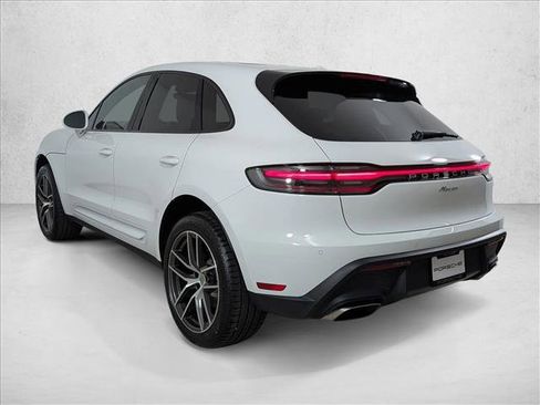 New 2026 Porsche Macan image 3