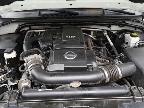 Used 2019 Nissan Frontier SV AWD/4WD image 24