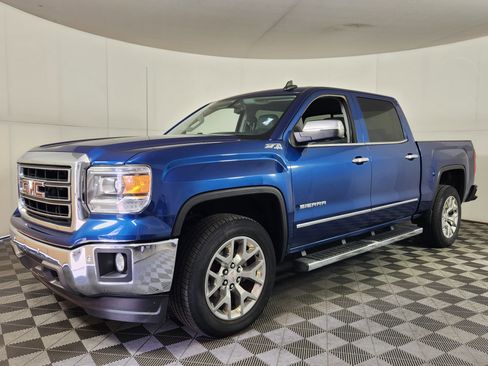 Used 2015 GMC Sierra 1500 SLT w/ SLT Crew Cab Value Package AWD/4WD image 3